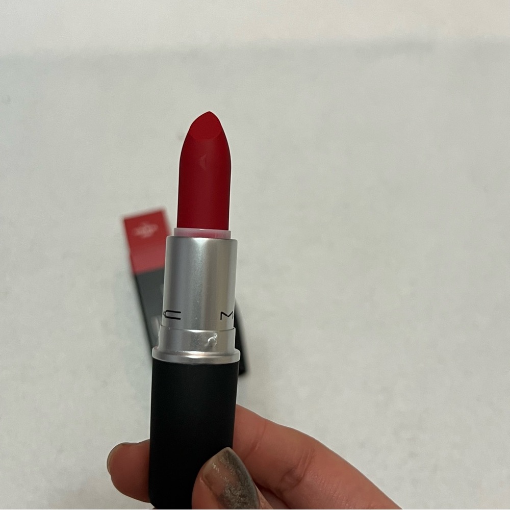 mac powder kiss lipstick 922 werk werk werk Jan sale - Picture 13 of 13